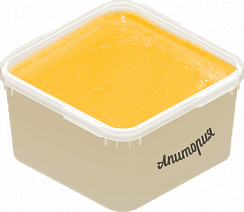 Creamed honey with apricot